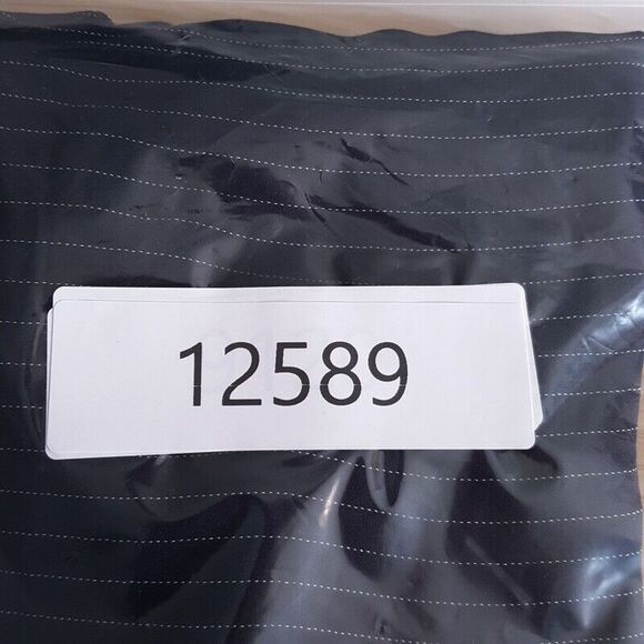 THEORY Top Womens Small Black Pinstripe Sleeveless Silk Shell Tank FLAWED - Picture 8 of 8